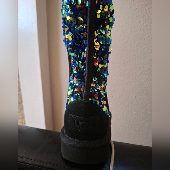 Ugg Australia Classic Stellar Sequin Multicolor Boots Black size 7 NEW - Picture 5 of 5